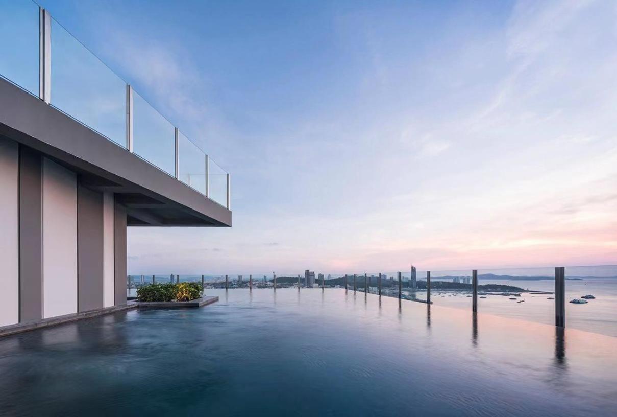 The Base Apartamento Pattaya Exterior foto