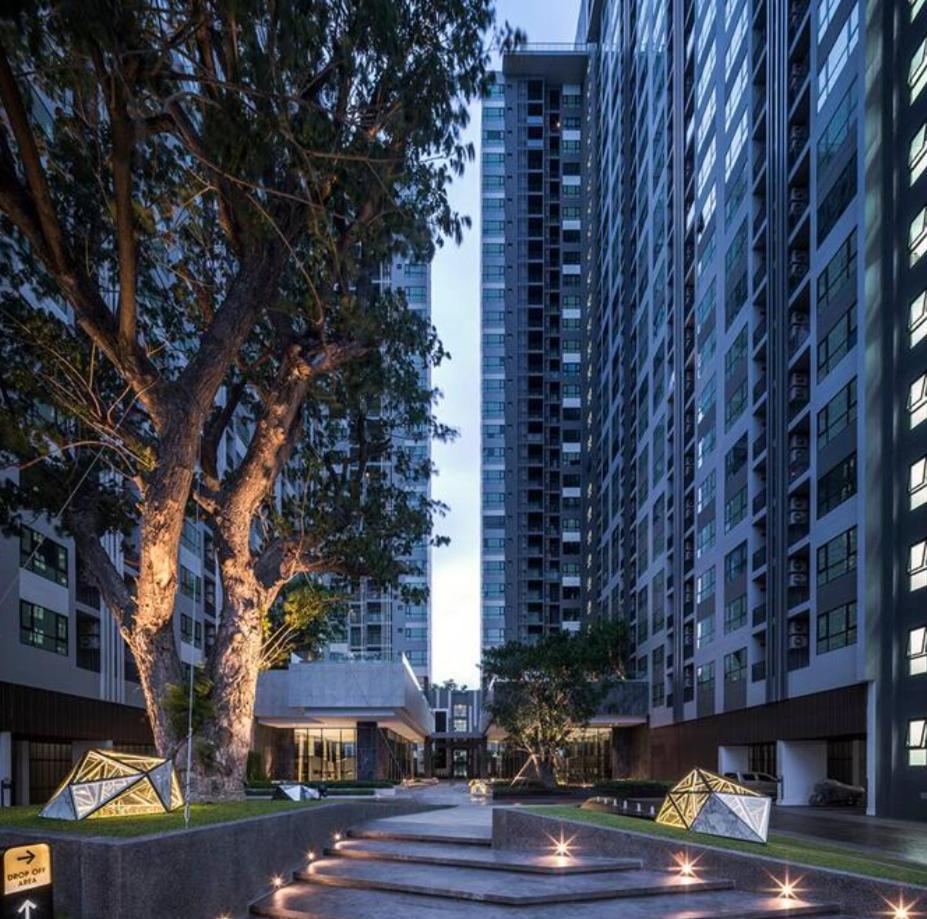 The Base Apartamento Pattaya Exterior foto